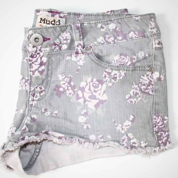 Mudd Pants - Mudd Gray Floral Low-Rise Denim Shorts